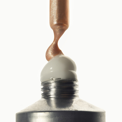Association vitamine C et niacinamide.