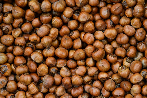 Comment bien choisir son huile de noisette ?