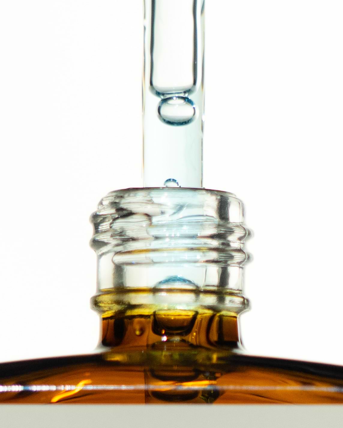 Comparaison acide succinique et acide salicylique.