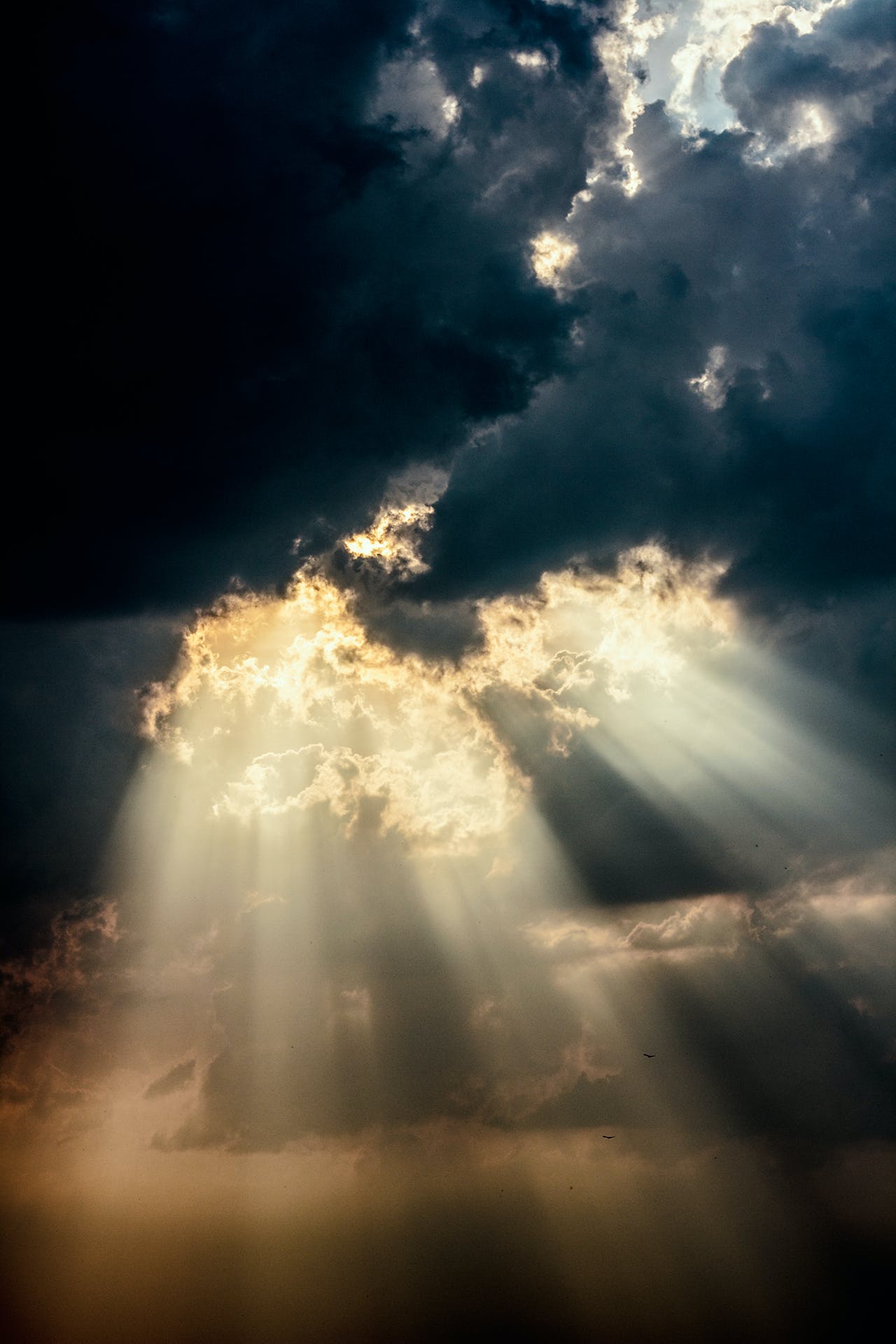 Transmission rayons UV nuages.