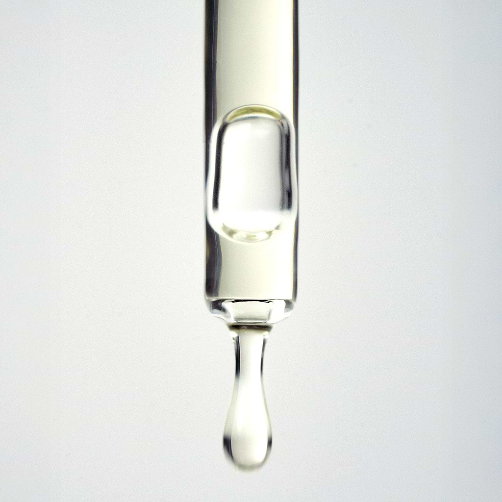 Sérum Éclat Complexe vitamine C 15% + Vitamine E 1% — Typology