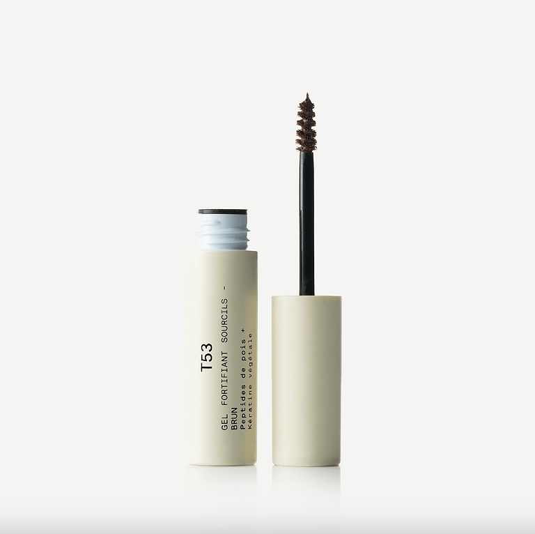 Que renferme la formule d'un gel à sourcils ?