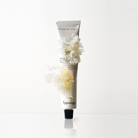 Composition masque hydratant visage.