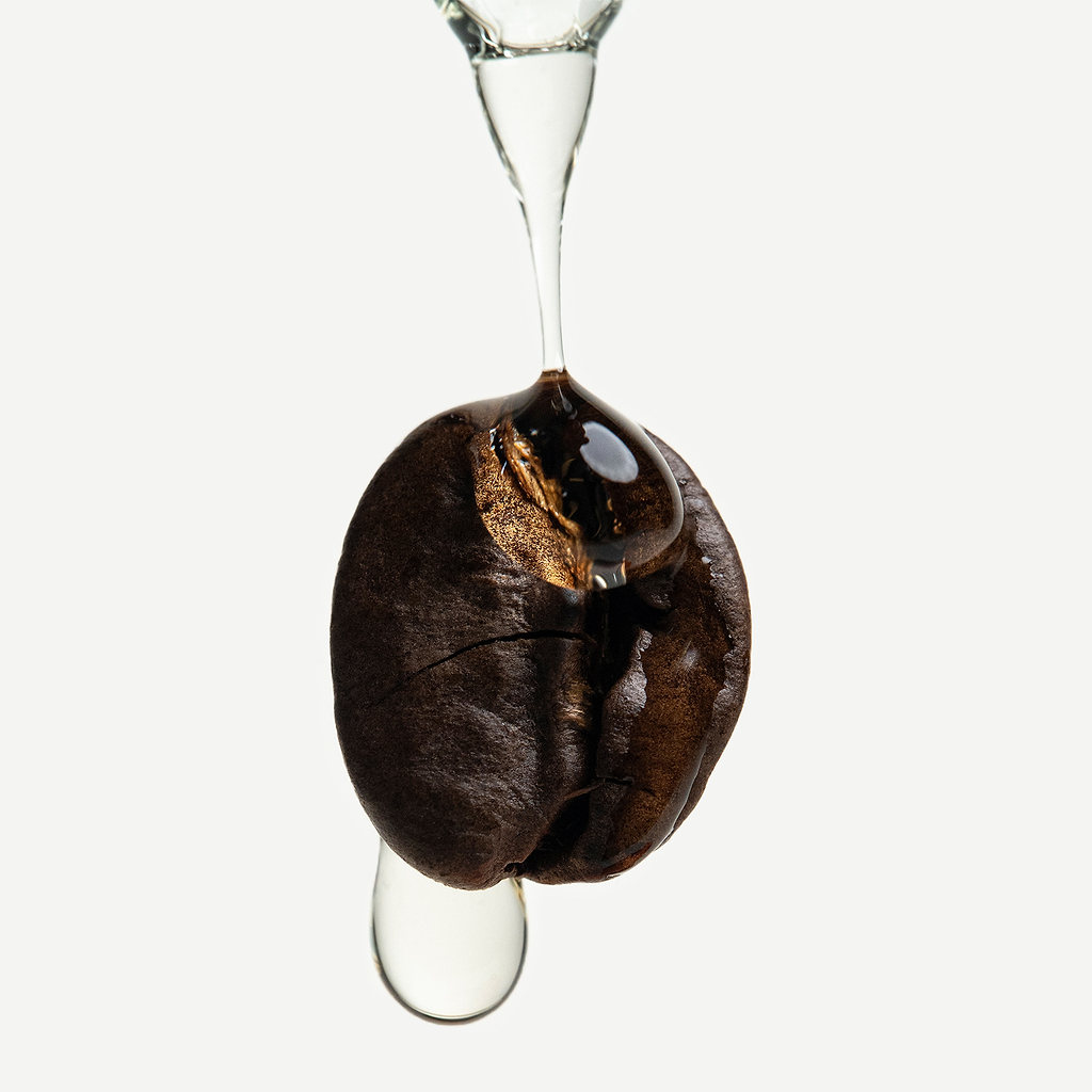 Association d'actifs cosmétiques avec la caféine.
