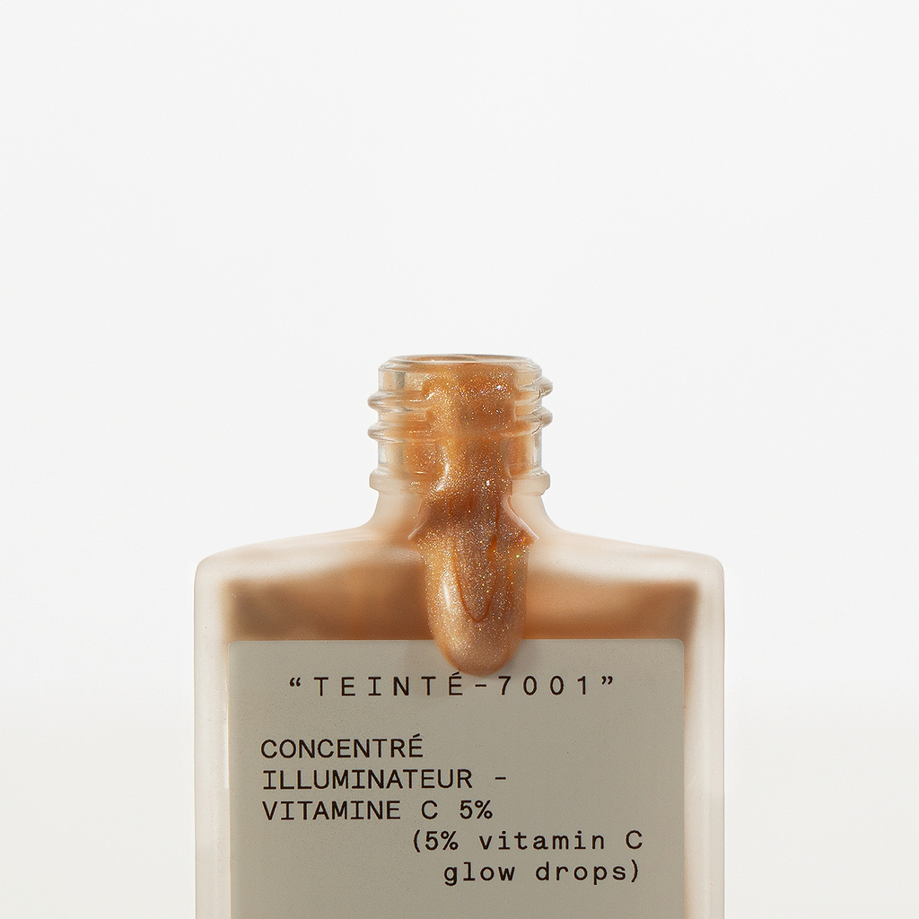 Le concentré illuminateur pour rehausser instantanément le teint.