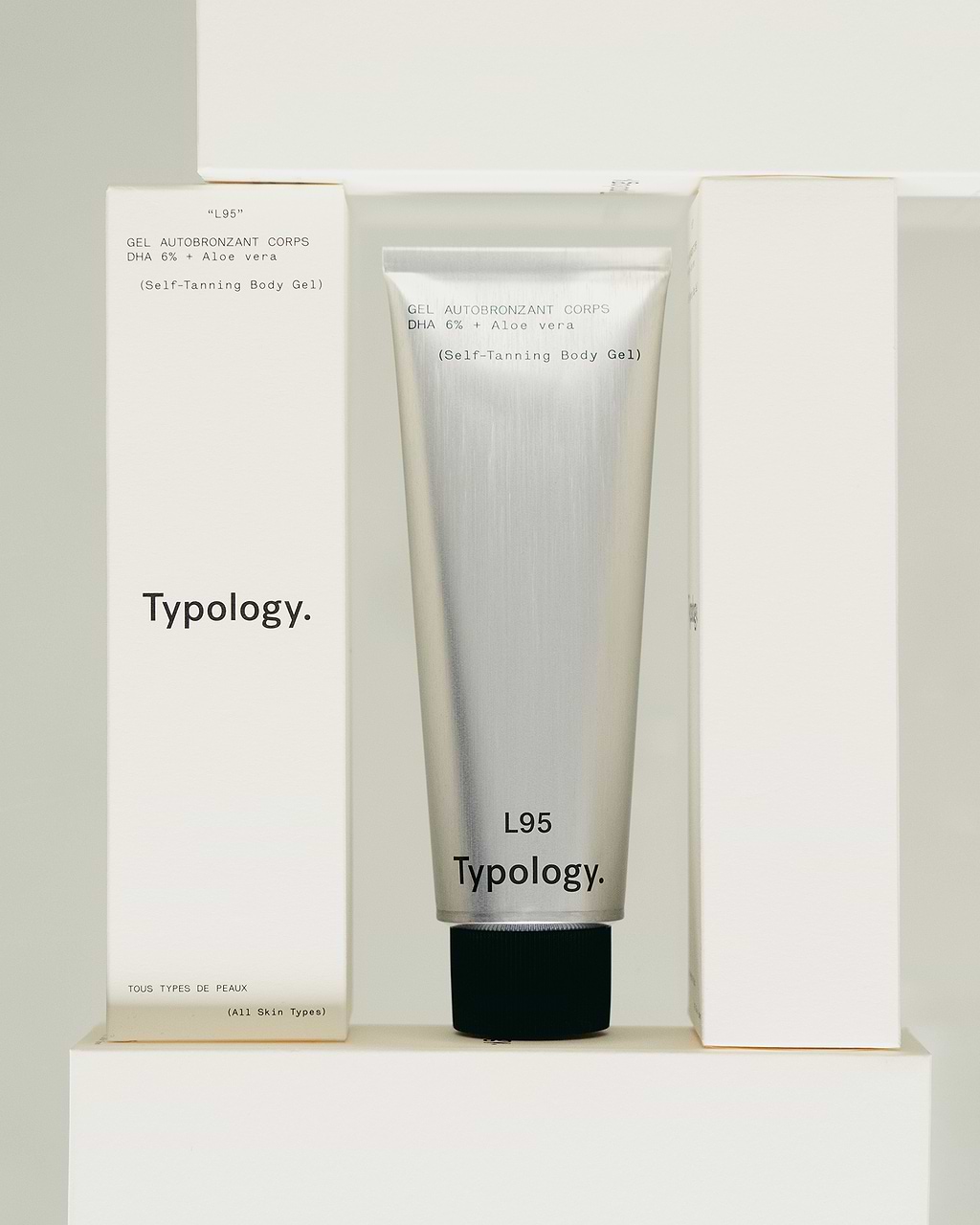 Les actifs autobronzants de ce gel sont 100% naturels. Ils réagissent avec les acides aminés présent