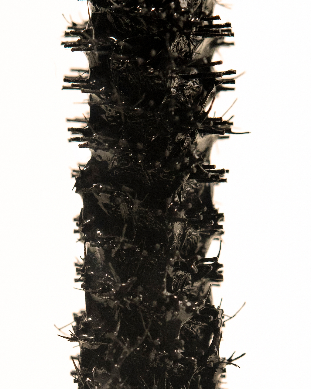 Différences entre mascara et sérum mascara.