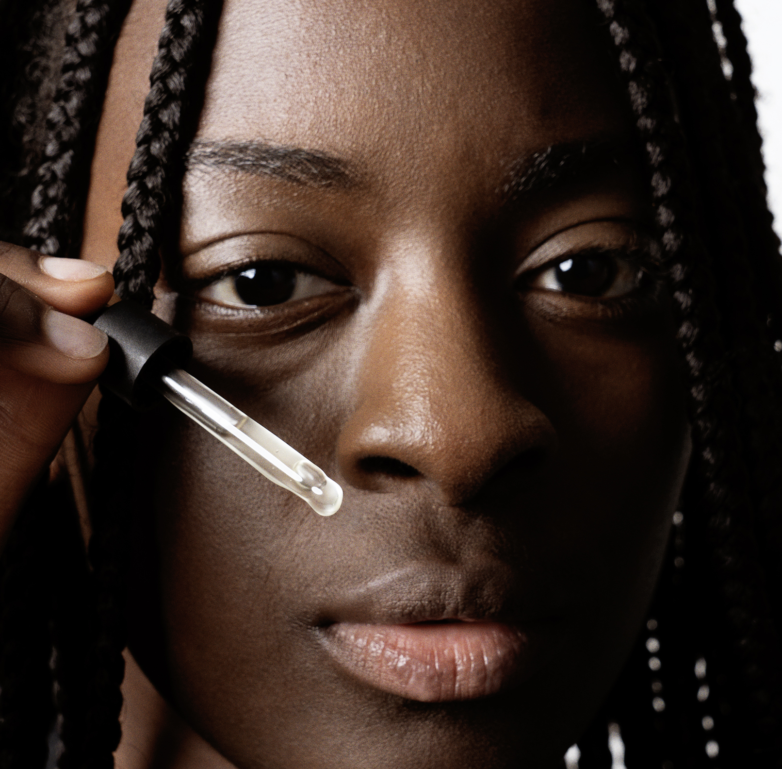 Gommage peau sensible : comment le choisir et l'appliquer ?