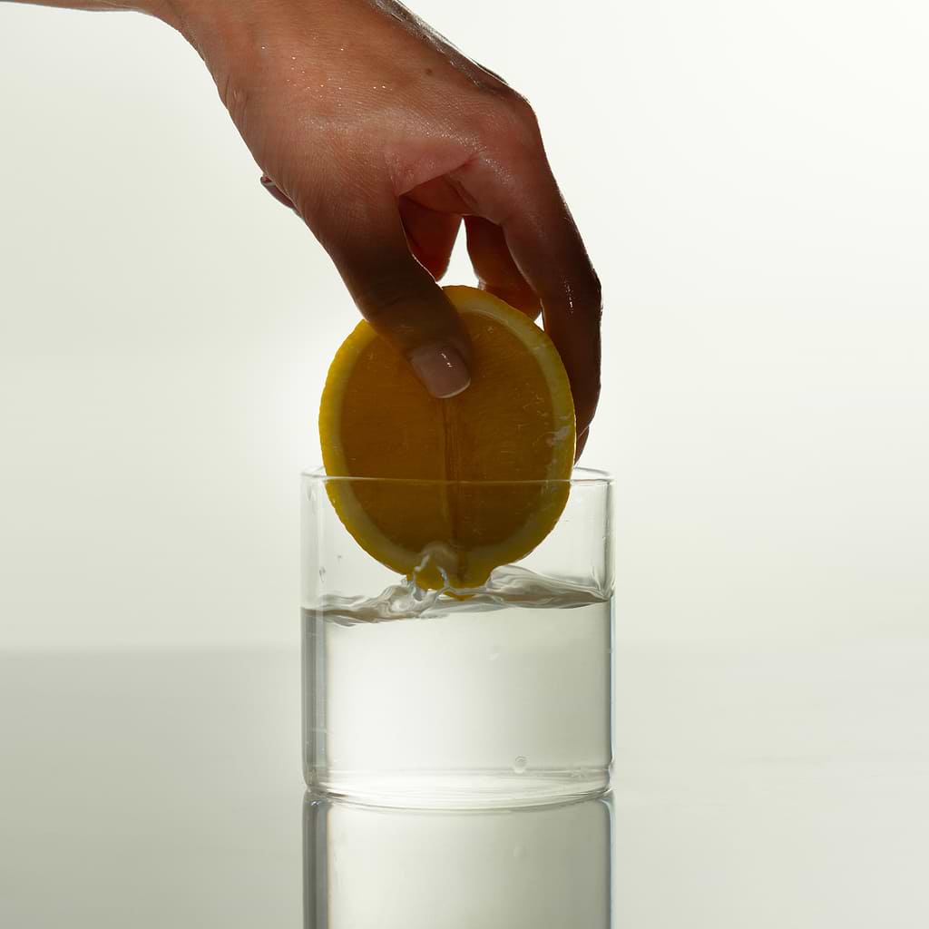 Effets boire jus de citron peau.
