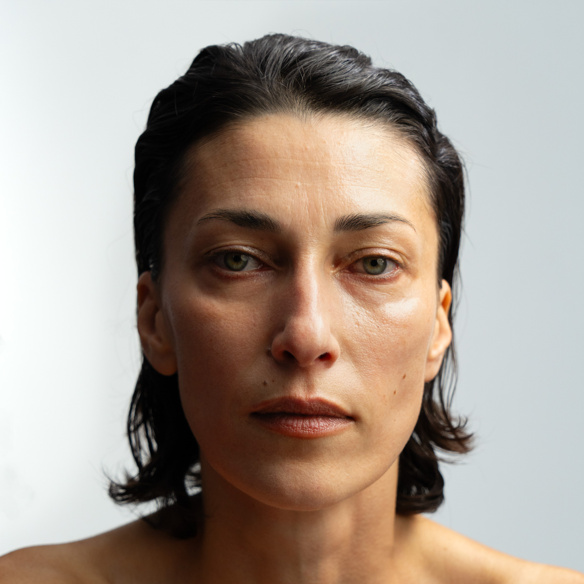 Autobronzants et impact sur le processus naturel de bronzage.