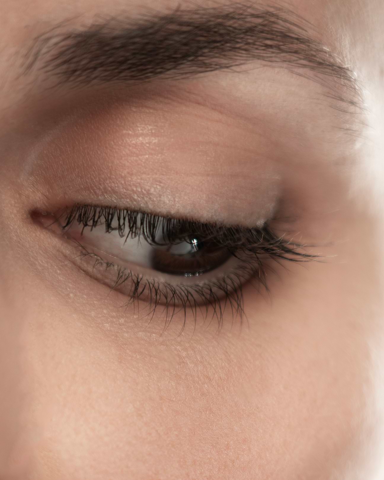 Soin contour des yeux à 30 ans.