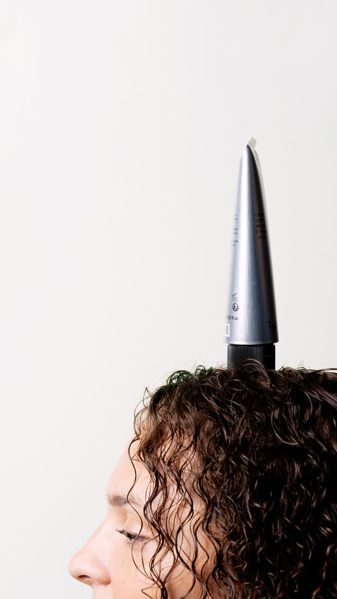 Masque pour cheveux bouclés.