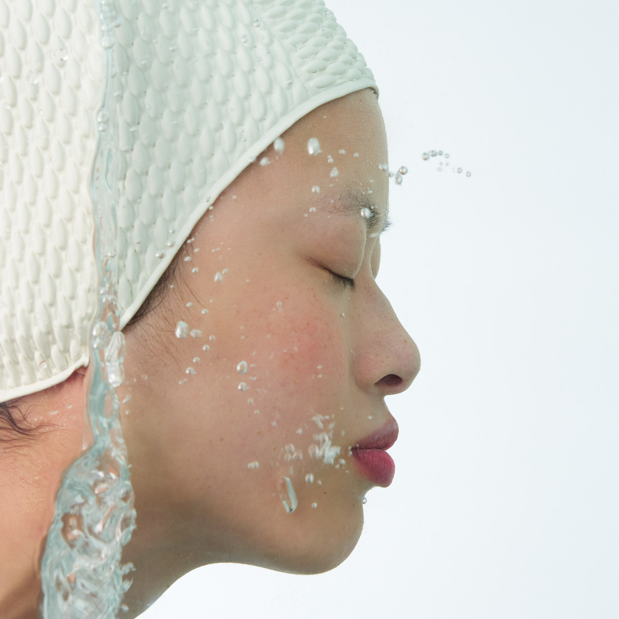Stick Solaire Invisible SPF 50 Astaxanthine + Huile de karanja — Typology