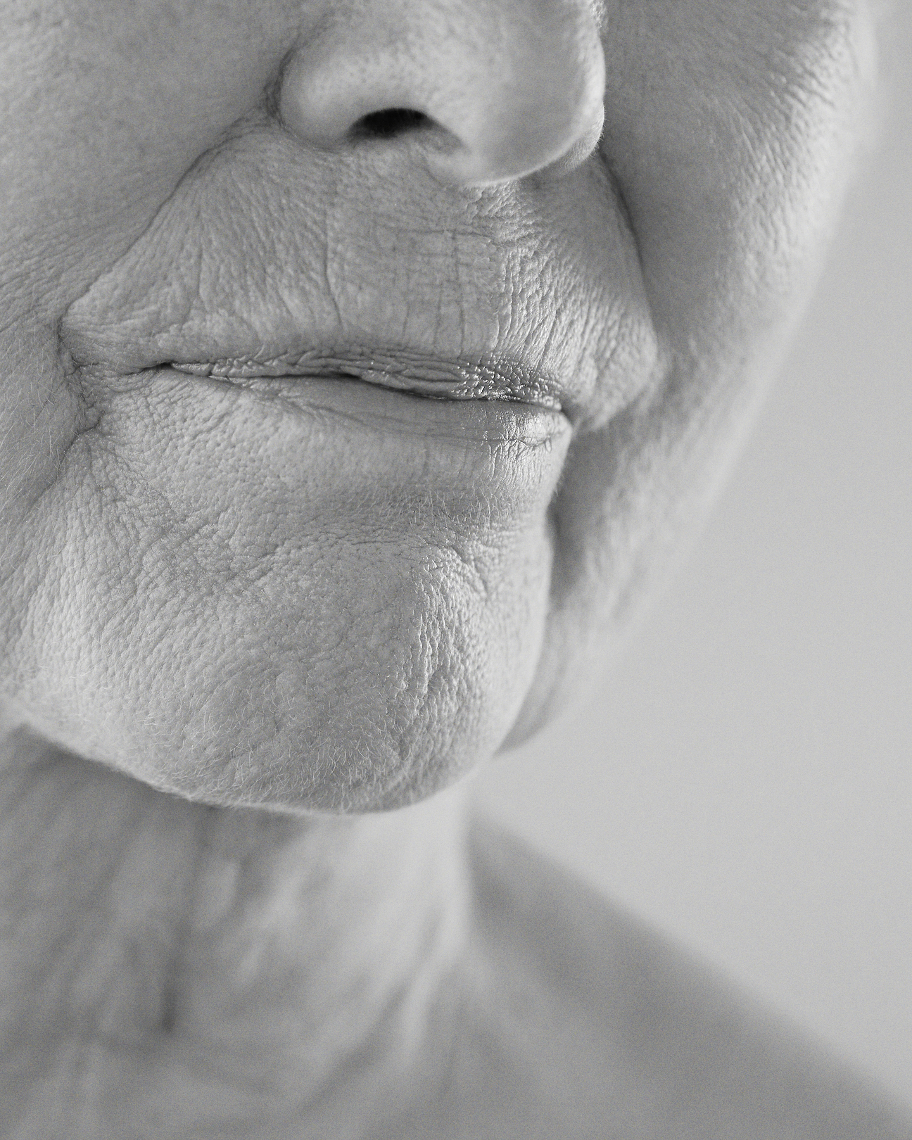 Comment prendre soin des rides autour de la bouche ? 
