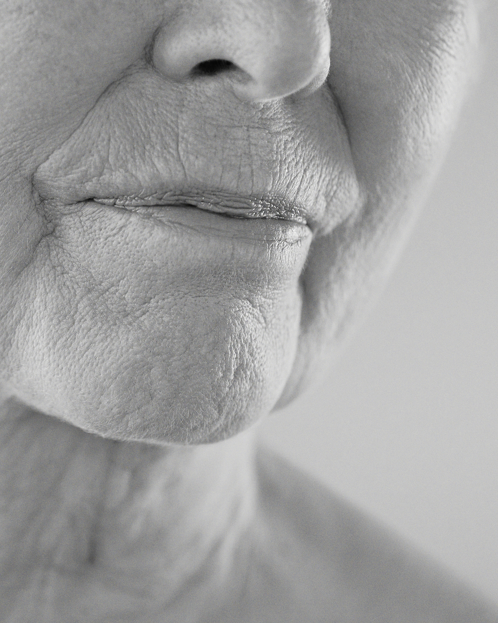 Comment prendre soin des rides autour de la bouche ? 