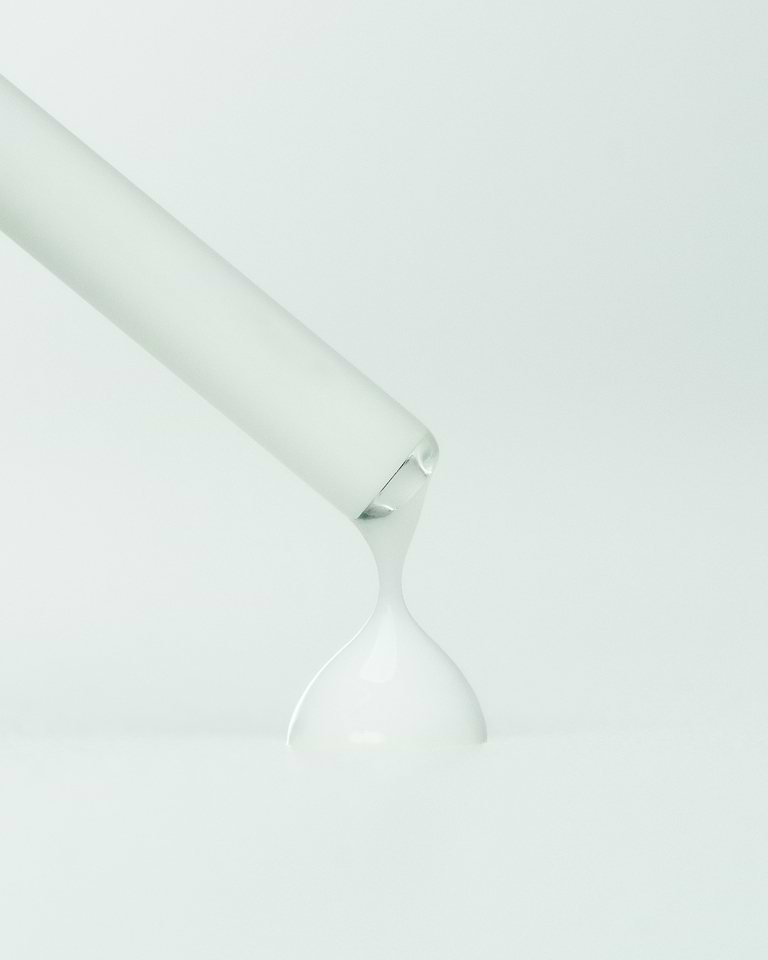 Bienfaits acide tranéxamique peau.