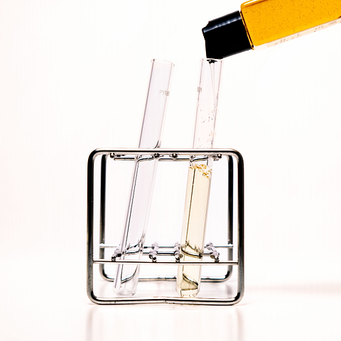 Liste des substances allergènes dans les cosmétiques.