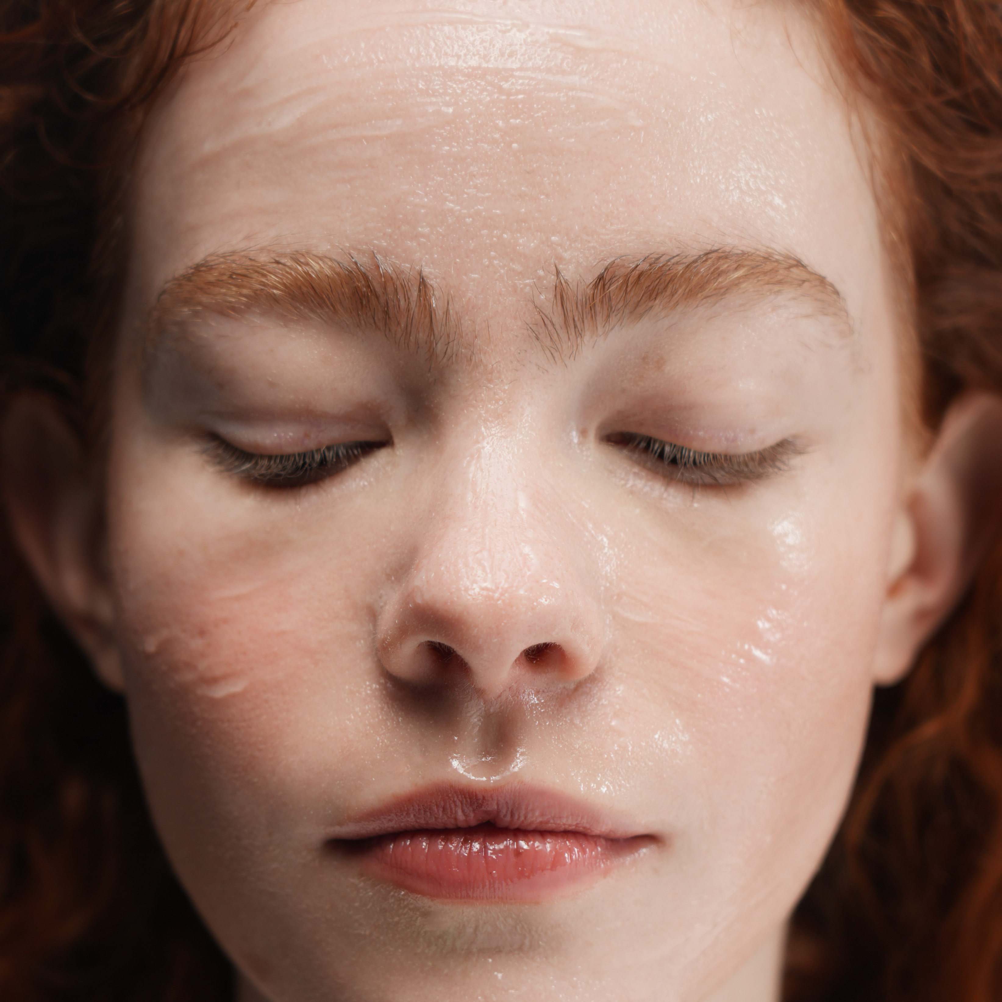 Reconnaître une peau sèche d'une peau déshydratée.