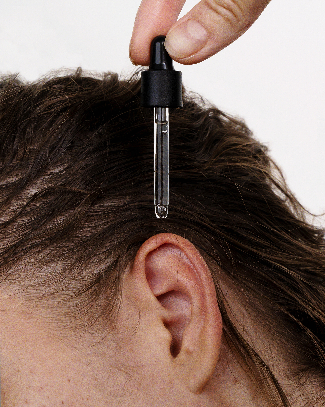 Causes des points noirs sur l'oreille.