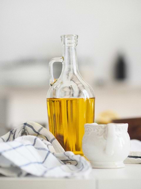 Effet huile essentielle d'immortelle acné