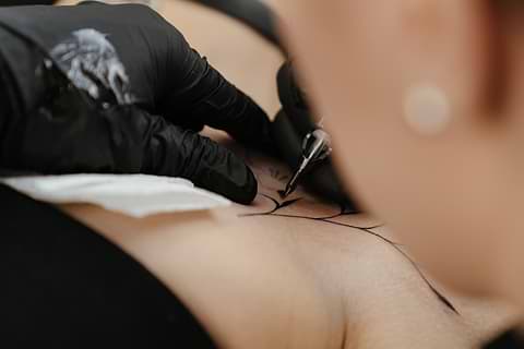 Un tatouage est-il compatible en cas de psoriasis ?