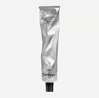 Crème de Jour Multi-Signes de l’Âge SPF 50 Complexe de peptides 3% — Typology