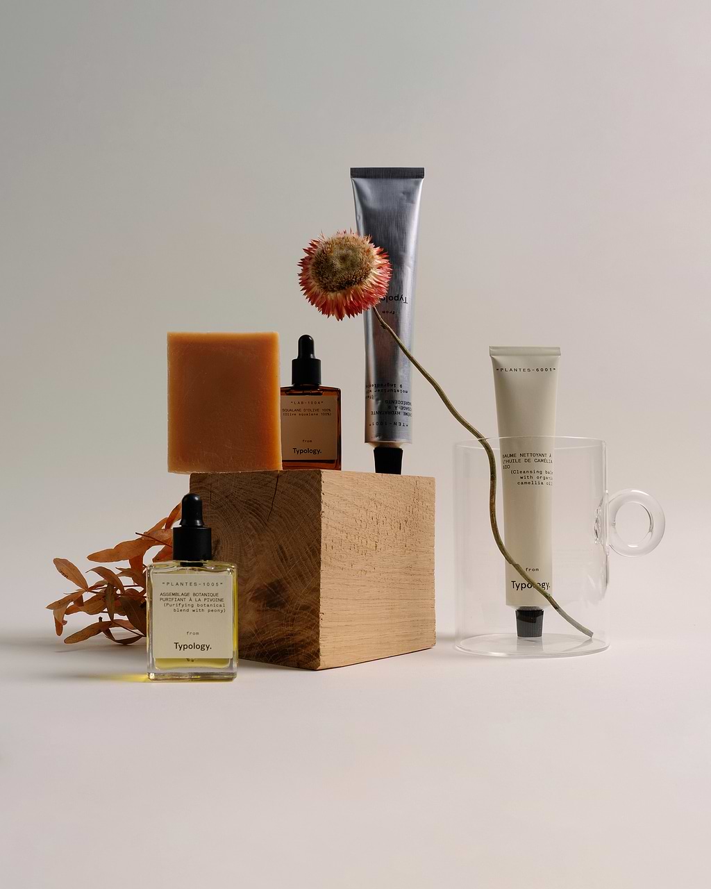 Rougeurs dues aux imperfections : quels ingrédients cosmétiques éviter ?