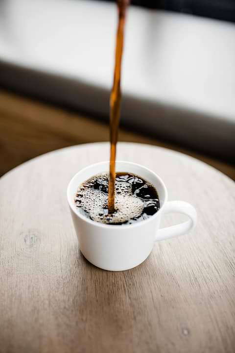 boire café conséquences peau