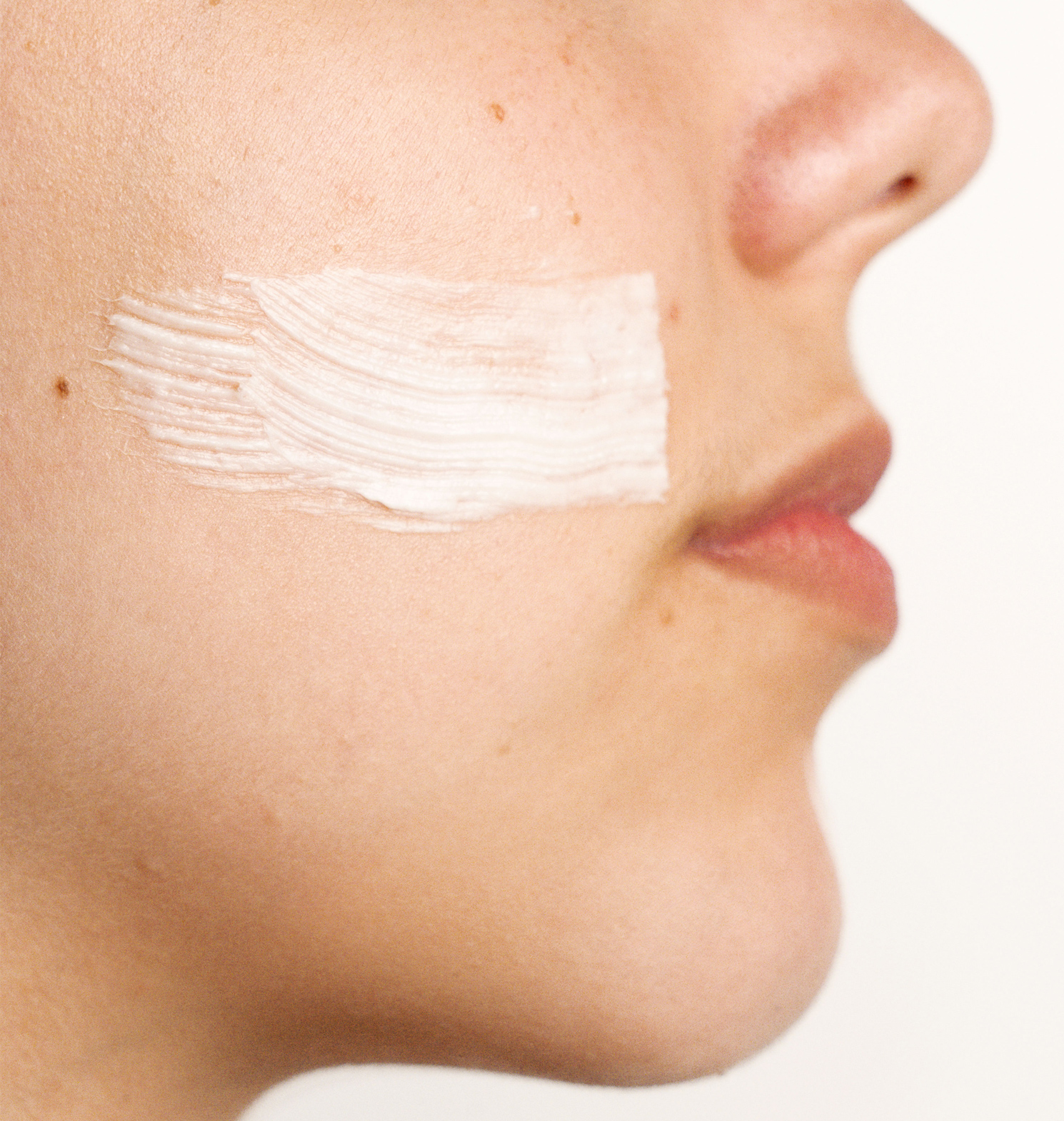 Bienfaits huile essentielle d'immortelle peau