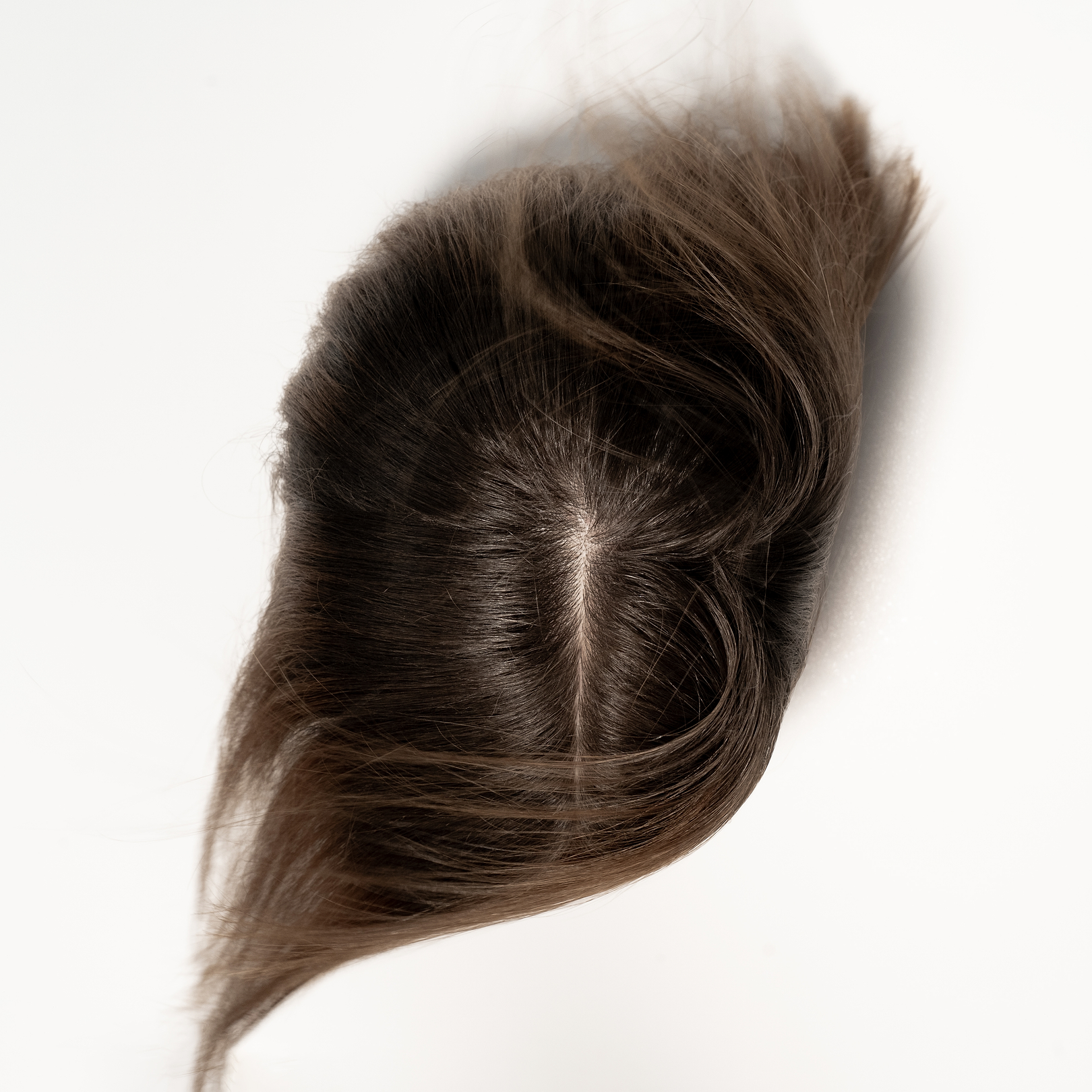 Lien entre kyste du cuir chevelu et perte de cheveux