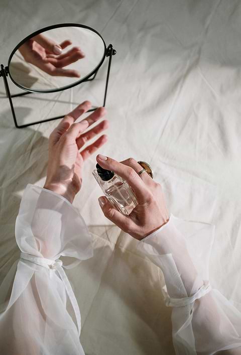 Signes qu'un parfum est périmé.