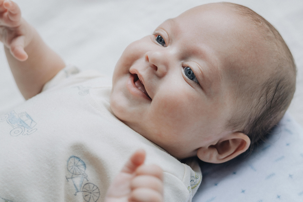 Pétéchies chez les bébés.