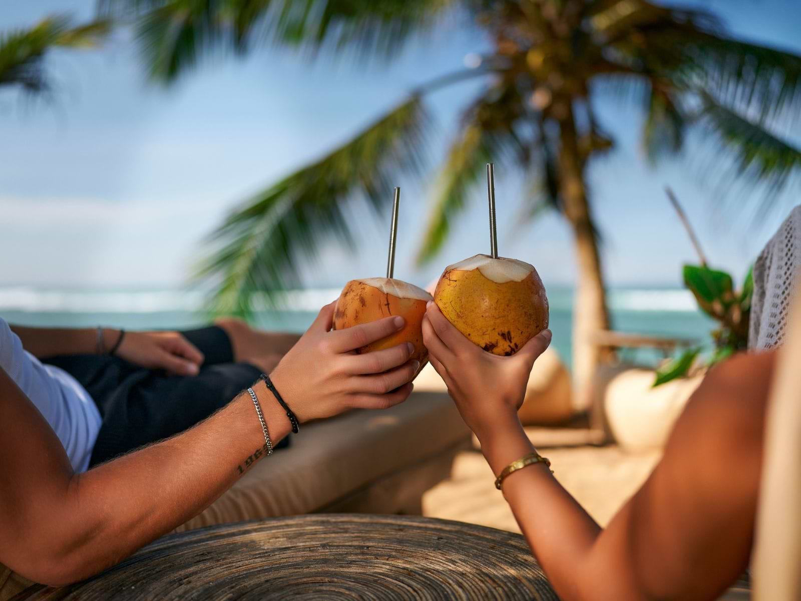 Afslapning på stranden i Sri Lanka