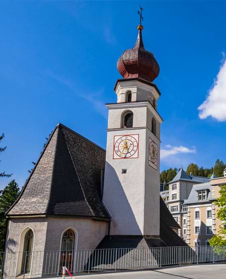 St. Theodul Kirke i Davos, Schweiz St. Theodul Kirke i Davos, Schweiz
