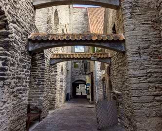 St. Catherine's passage i Tallinn, Estland St. Catherine's passage i Tallinn, Estland
