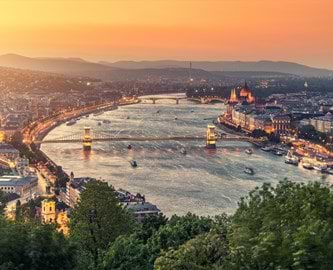 Udsigt over Donau og Budapest i solnedgang, Ungarn