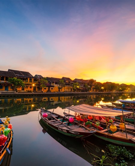 Aftenbillede af Hoi An by i solnedgang, Vietnam