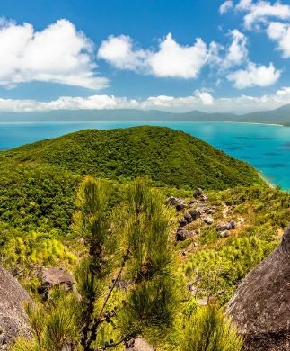 Udsigten fra Fitzroy Islands højeste punkt