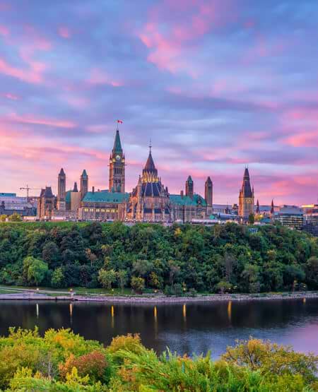 Hvalsafari og storbyvibes i det østlige Canada