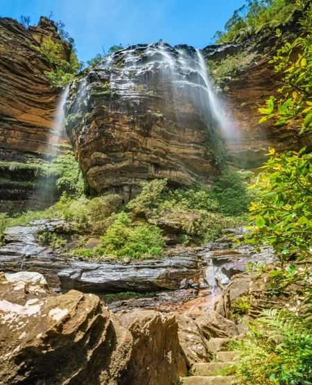 Vandfald i Blue Mountain National Park i Australien
