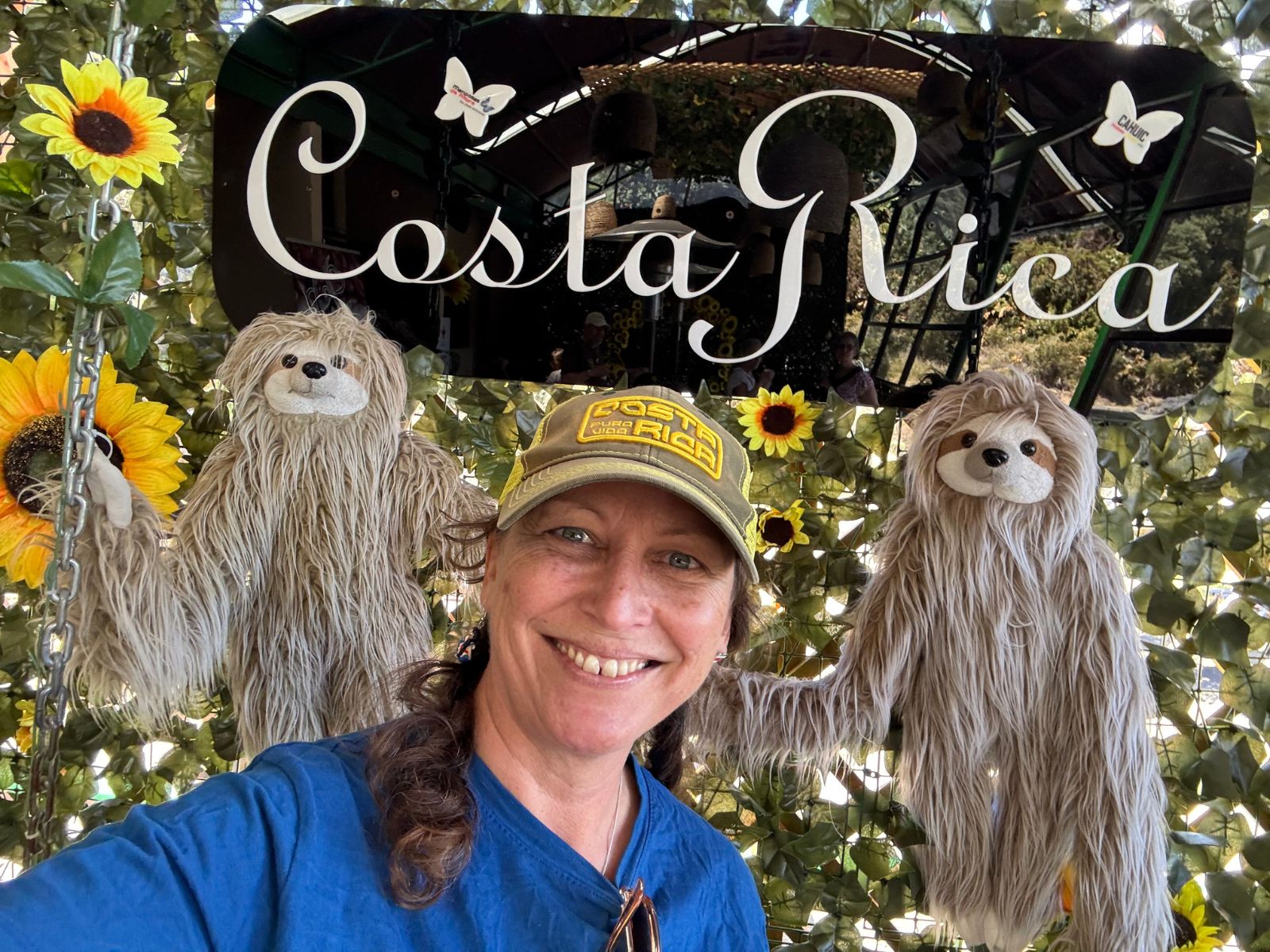 Rejseleder Elena Plougmann på en af sine mange rejser i Costa Rica. Rejseleder Elena Plougmann på en af sine mange rejser i Costa Rica.