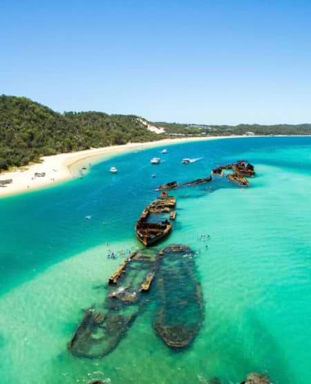 Skibsvragene Tangalooma Wrecks ud for Moreton Island, Australien