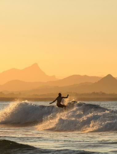 Lær at surfe i Byron Bay