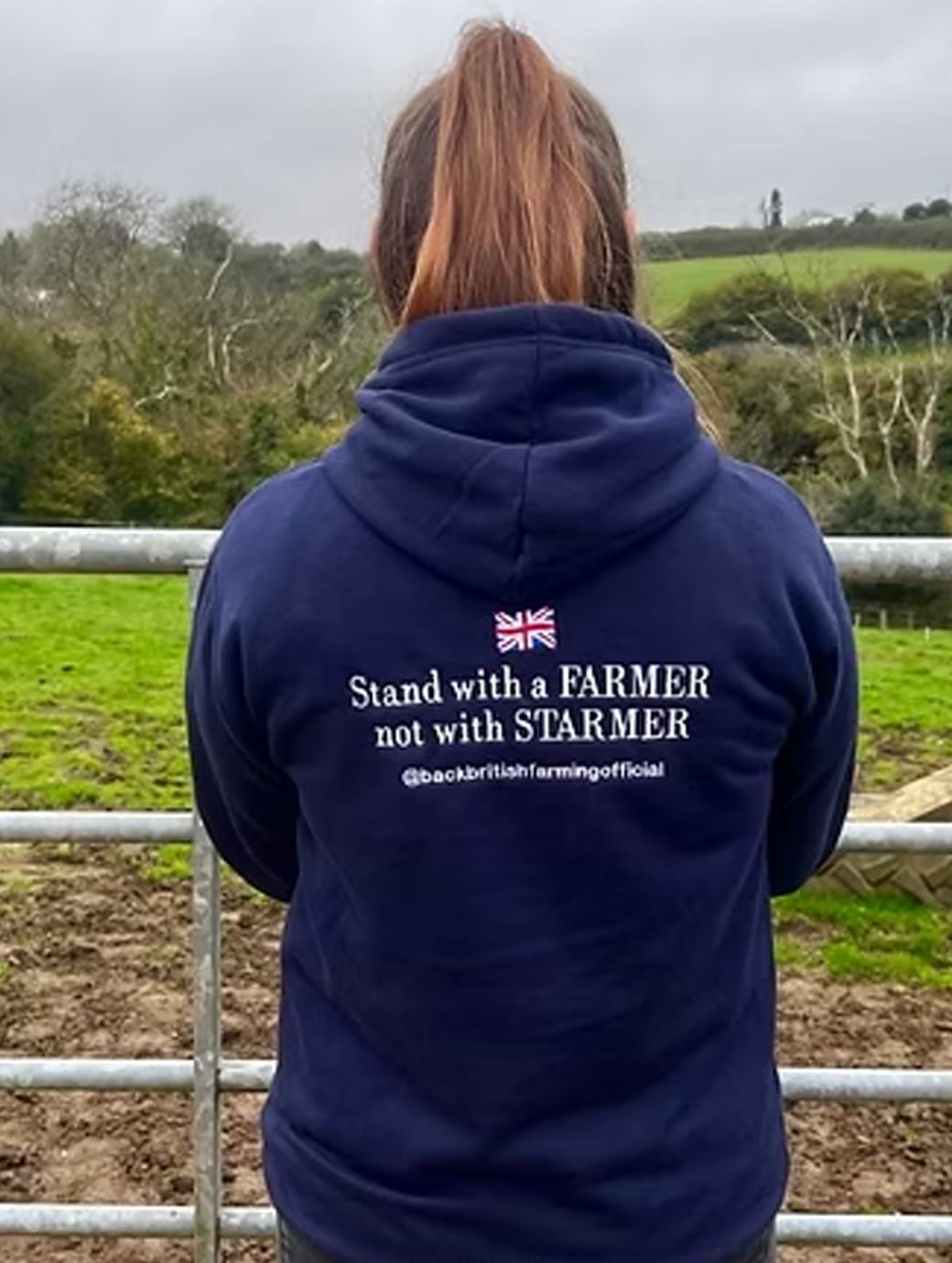 Back British Farming Unisex ‘Stand with a Farmer’ Pro Hoodie Navy