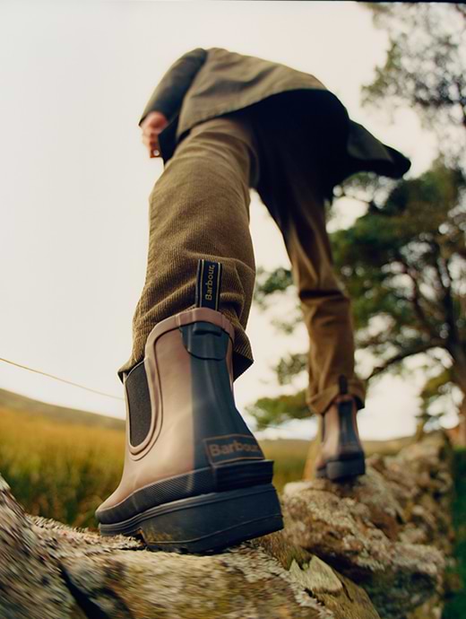 Barbour Men s Storm Chelsea Welly Olive Olive