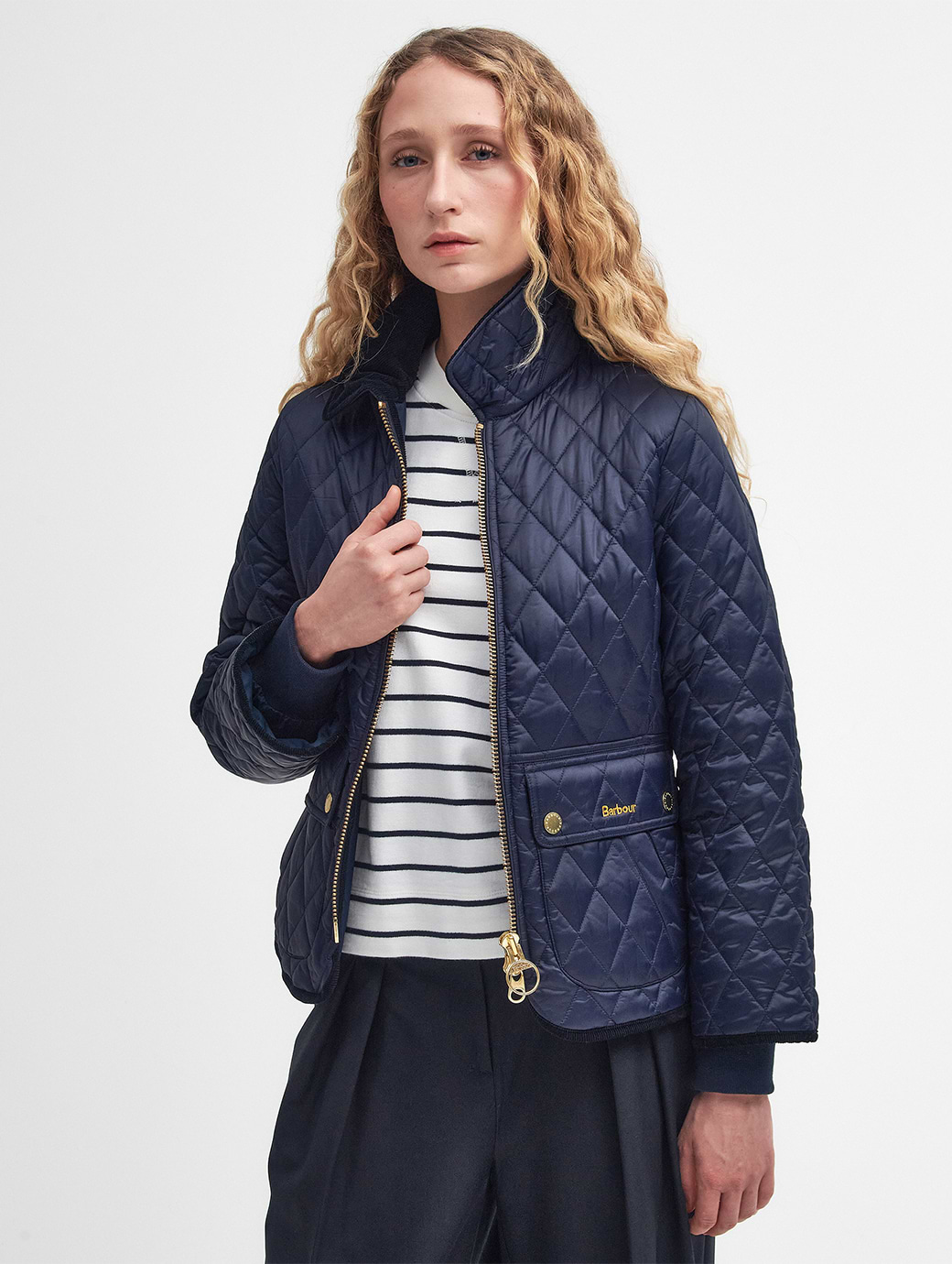 Barbour Women's Fitted Beadnell Quilted Jacket Navy/Classic