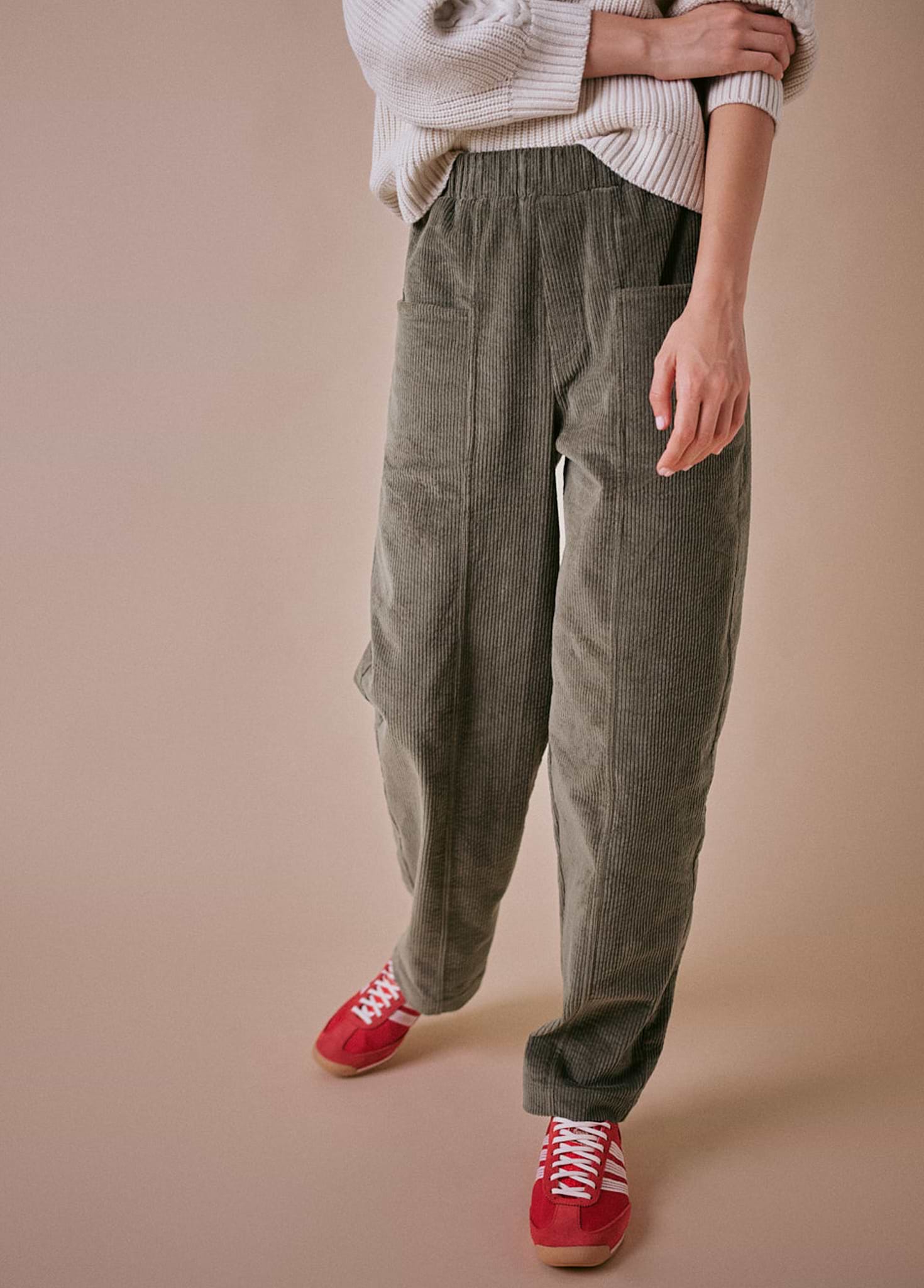 Cape Cove Women's Cord Barrel Leg Trouser Green