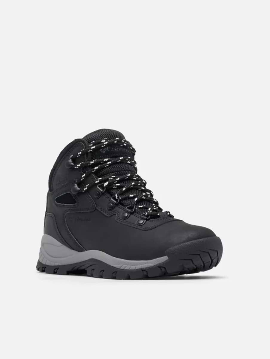 Columbia Women's Newton Ridge Plus Black/Chalk