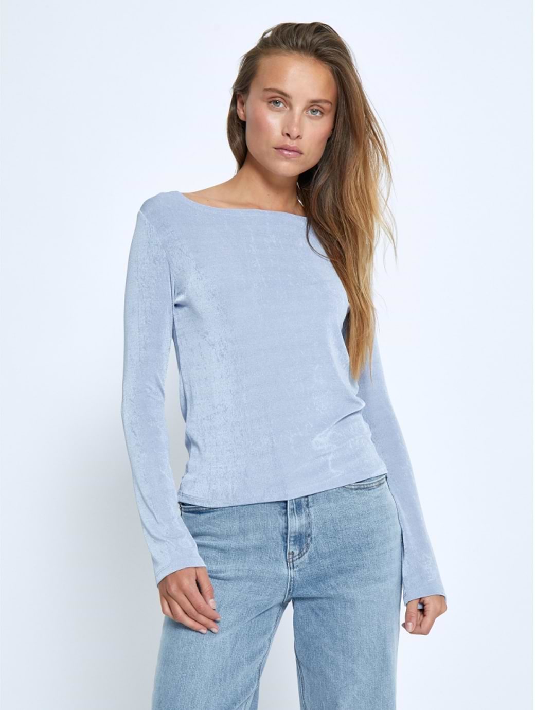 Desires Women's Bob Long Sleeve Boatneck Top Lavender Lustre Blue