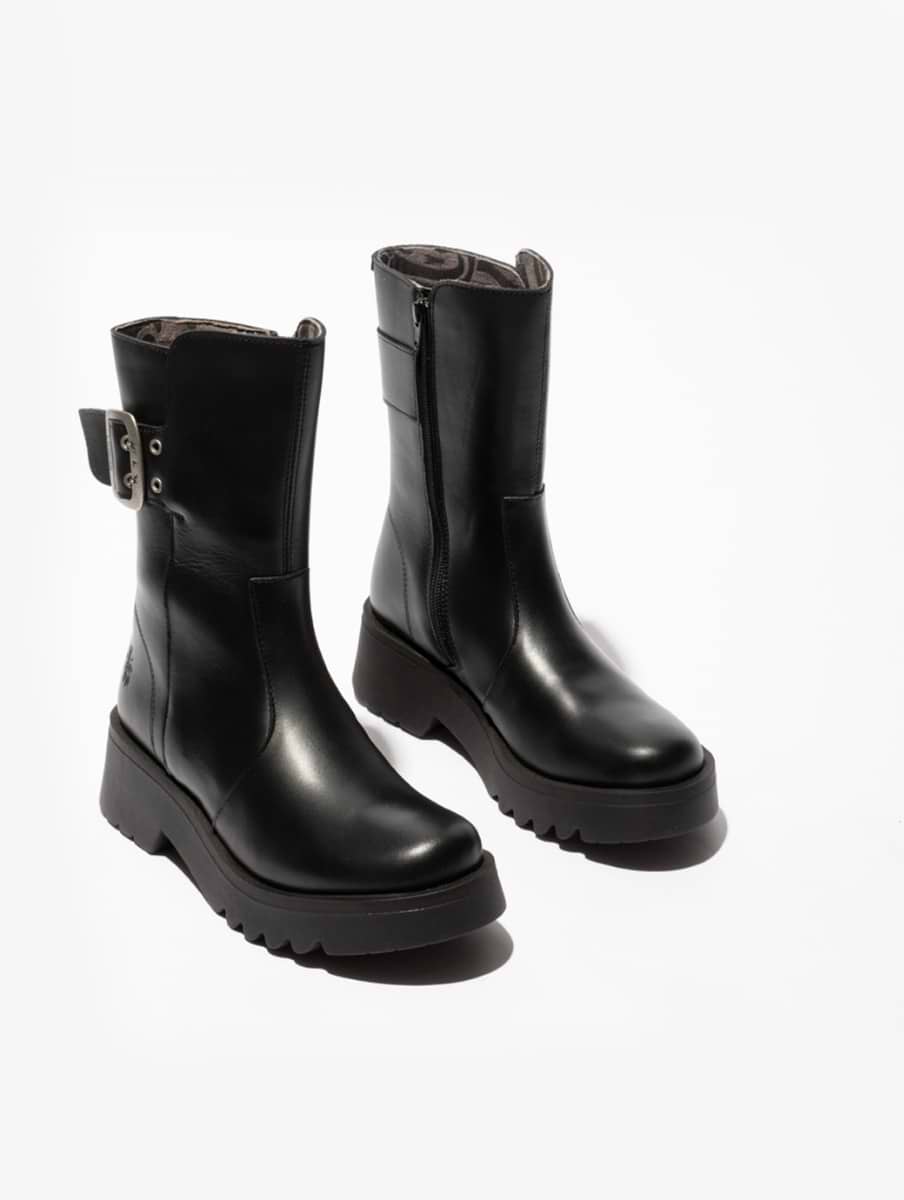 Fly London Women's MAZZ127 Rug Boot Black